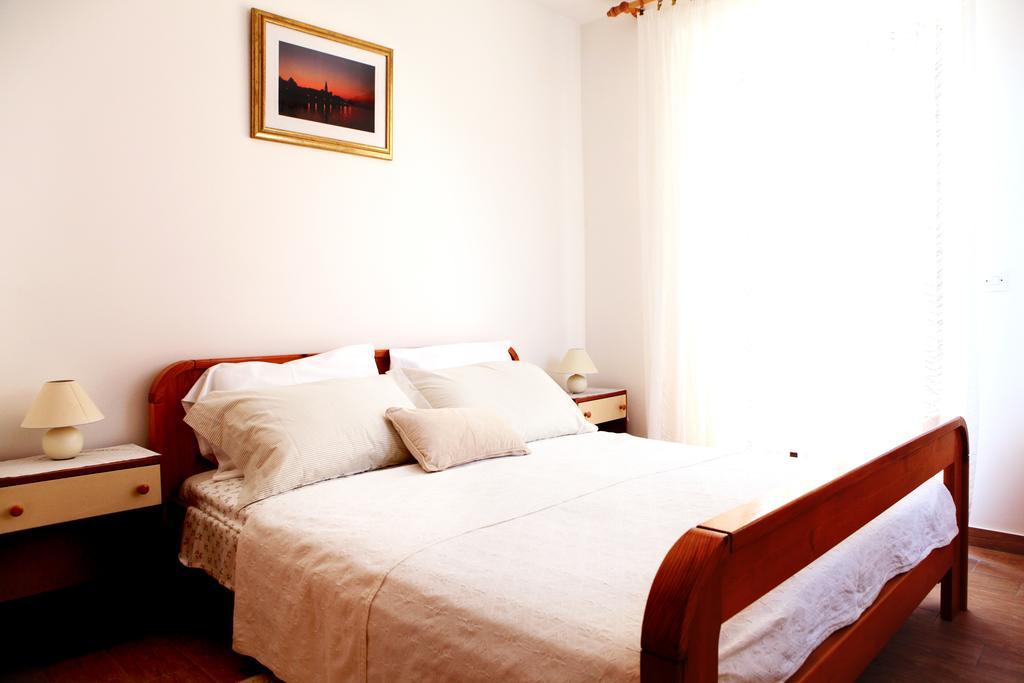 Apartments Marina-Mare Poreč Extérieur photo